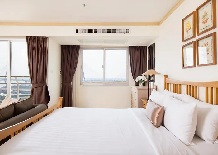 Hotel Riverfront