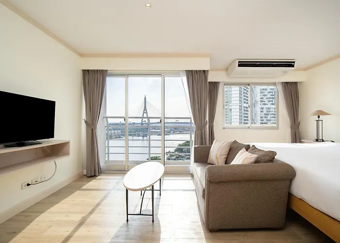 Hotel Riverfront 4*