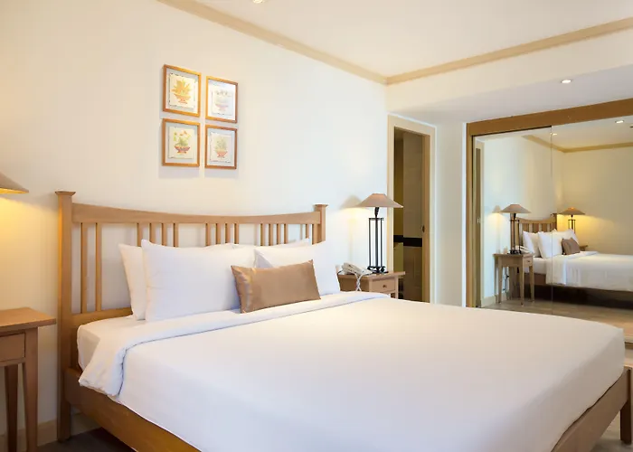 Hotel Riverfront 4*