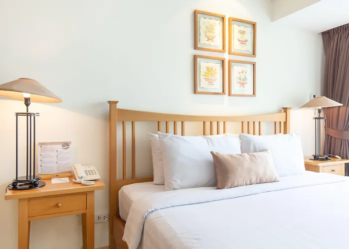 Riverfront 4*